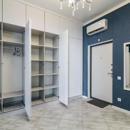 Сучасна Та Затишна Квартира В Серці Аркадії 敖德萨 外观 照片